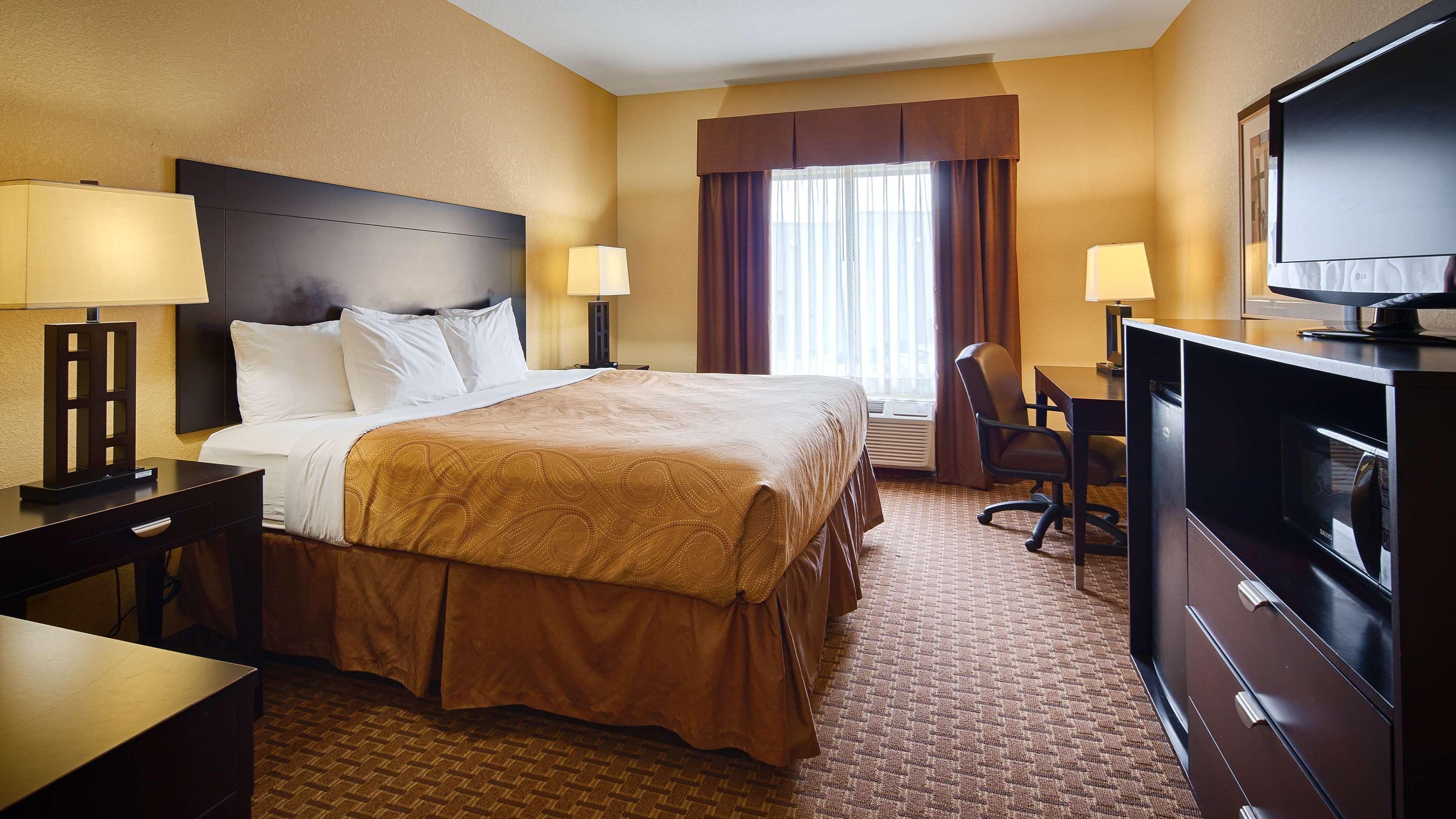 Best Western Bastrop Pines Inn Екстер'єр фото