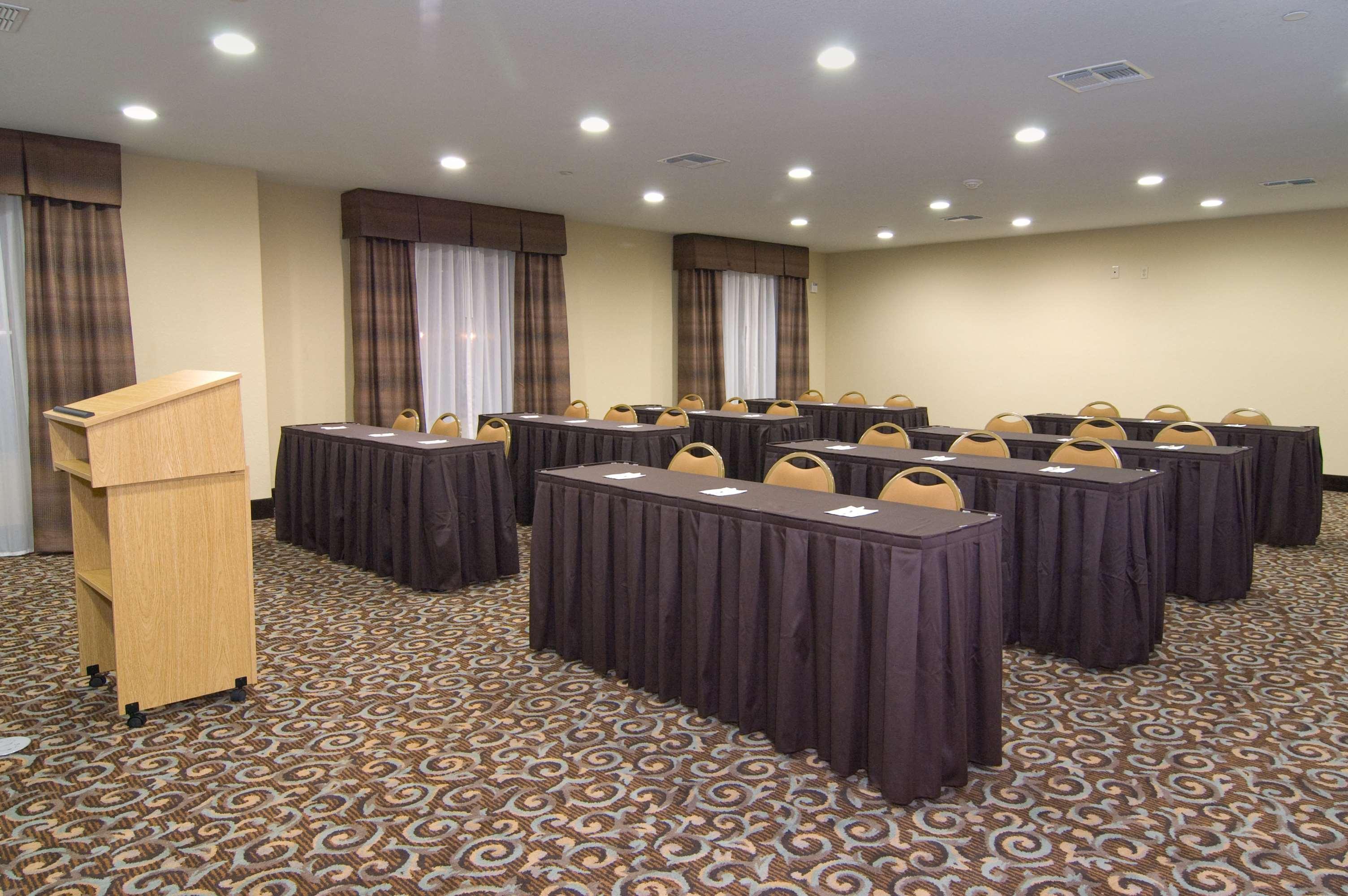 Best Western Bastrop Pines Inn Екстер'єр фото