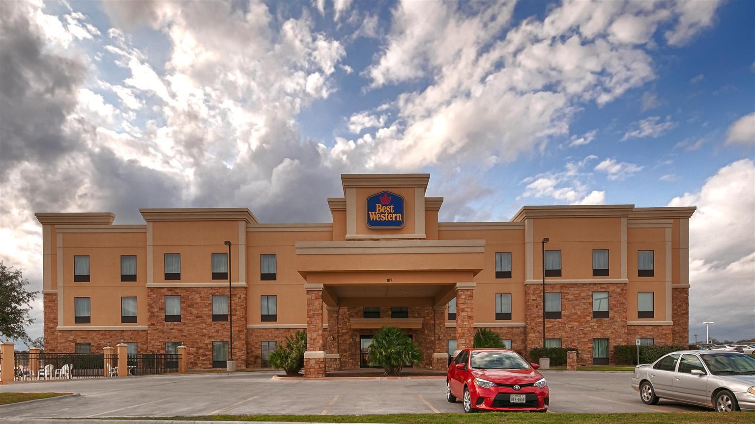 Best Western Bastrop Pines Inn Екстер'єр фото