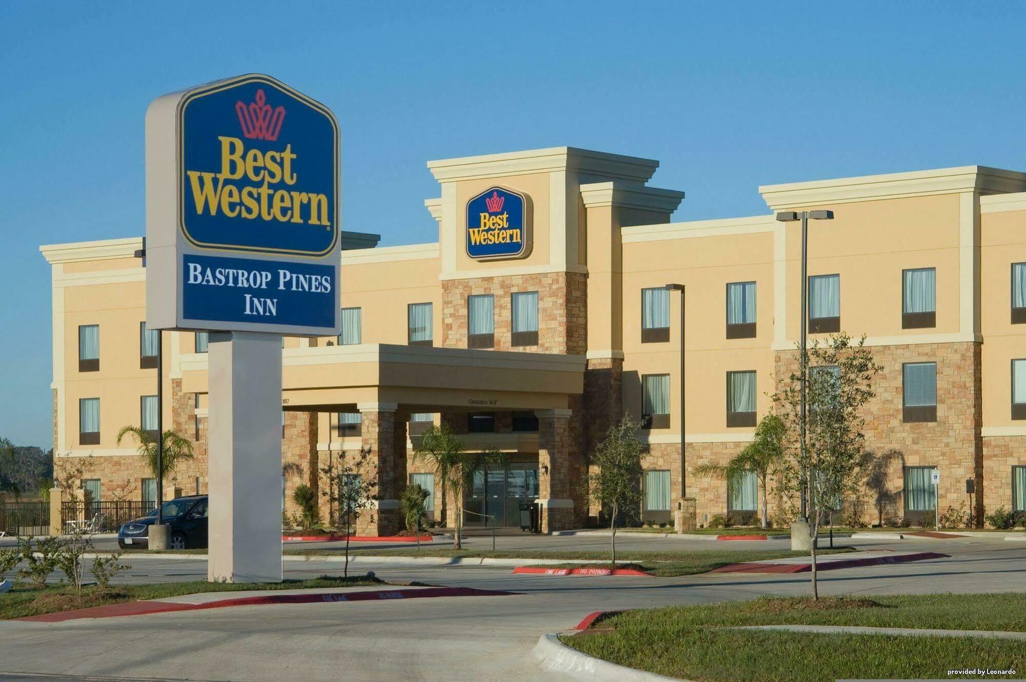 Best Western Bastrop Pines Inn Екстер'єр фото